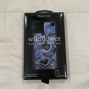 wildflower blue hearts iphone 12 mini phone case